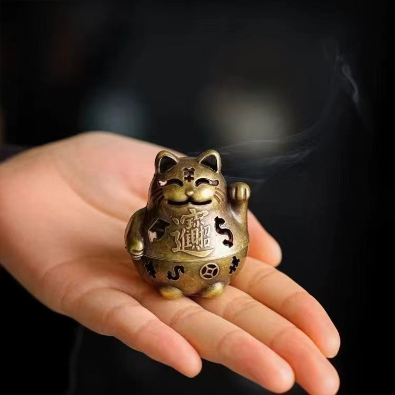Home Office Feng Shui - Lucky Cat Incense Burner Elegant Japanese-Style